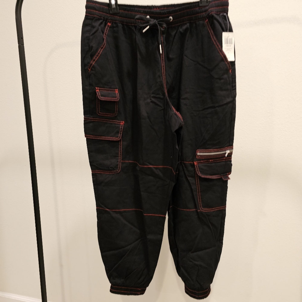 Hot Topic Black Cargo Pants - Picture 2 of 6